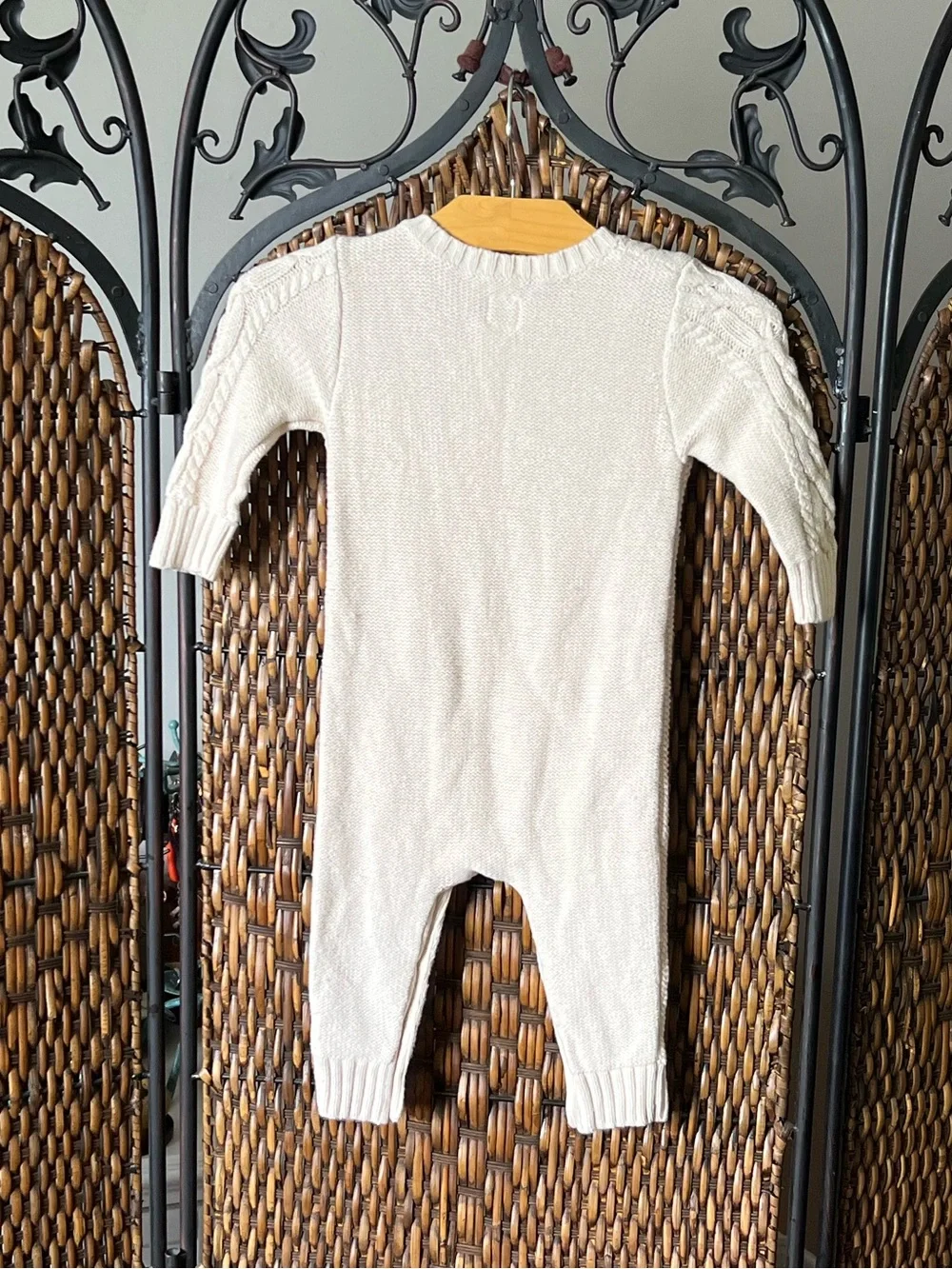 6/12M GAP Infant Knit Cotton Bodysuit